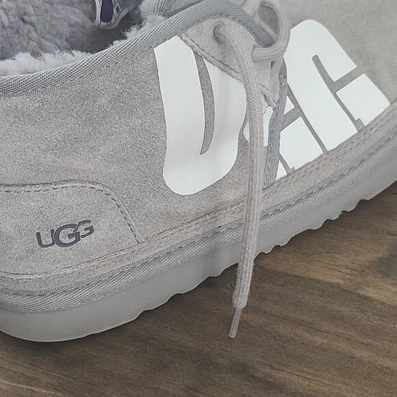 UGG Neumel Chopd chukka Suede boot in  Grey Kids Size 5 - Picture 7 of 14